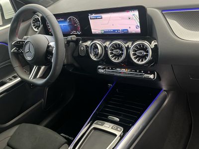 Mercedes GLA 250 e con tecnología híbrida EQ