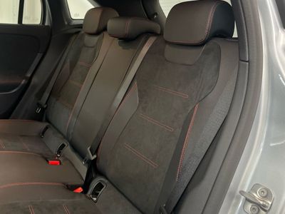 Mercedes GLA 250 e con tecnología híbrida EQ