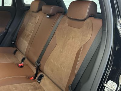 Mercedes GLA 250 e con tecnología híbrida EQ