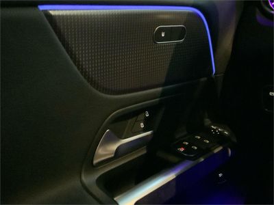 Mercedes EQB EQB 250