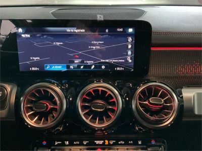 Mercedes EQB EQB 250