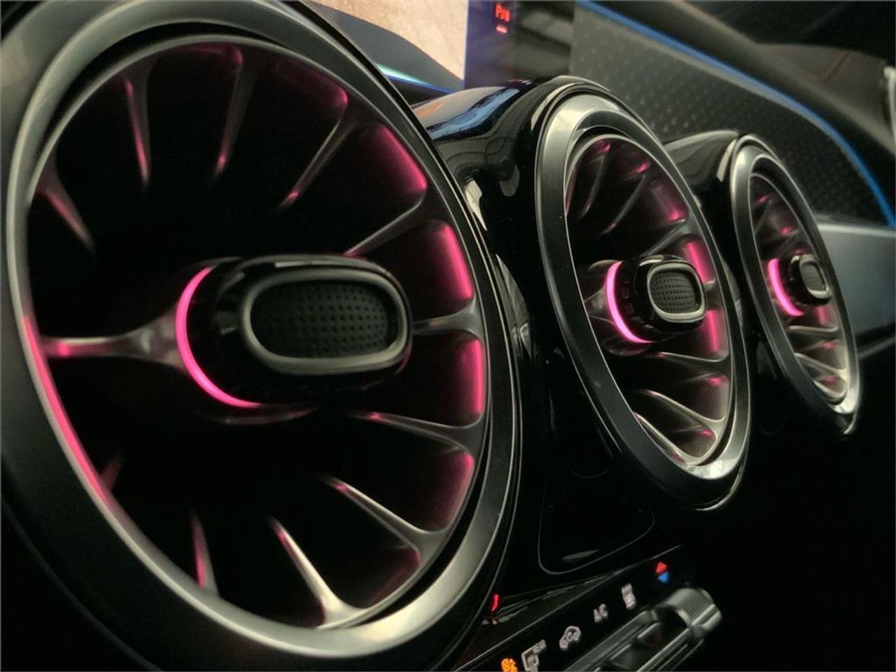 Mercedes EQB EQB 250+ - Foto 2