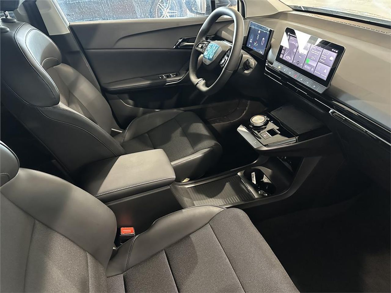 MG MG4 64kWh Luxury - Foto 2