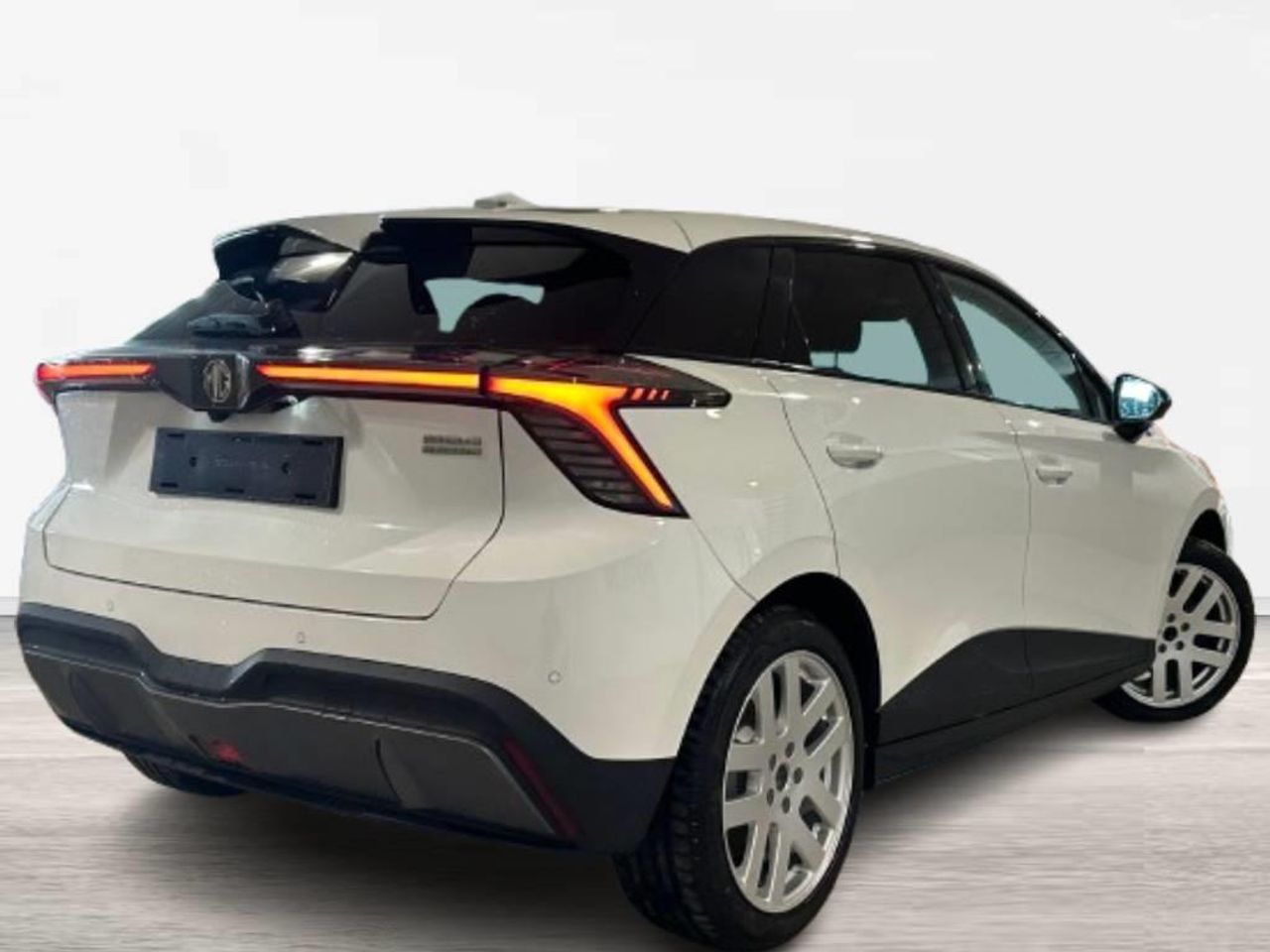 MG MG4 64kWh Luxury - Foto 2