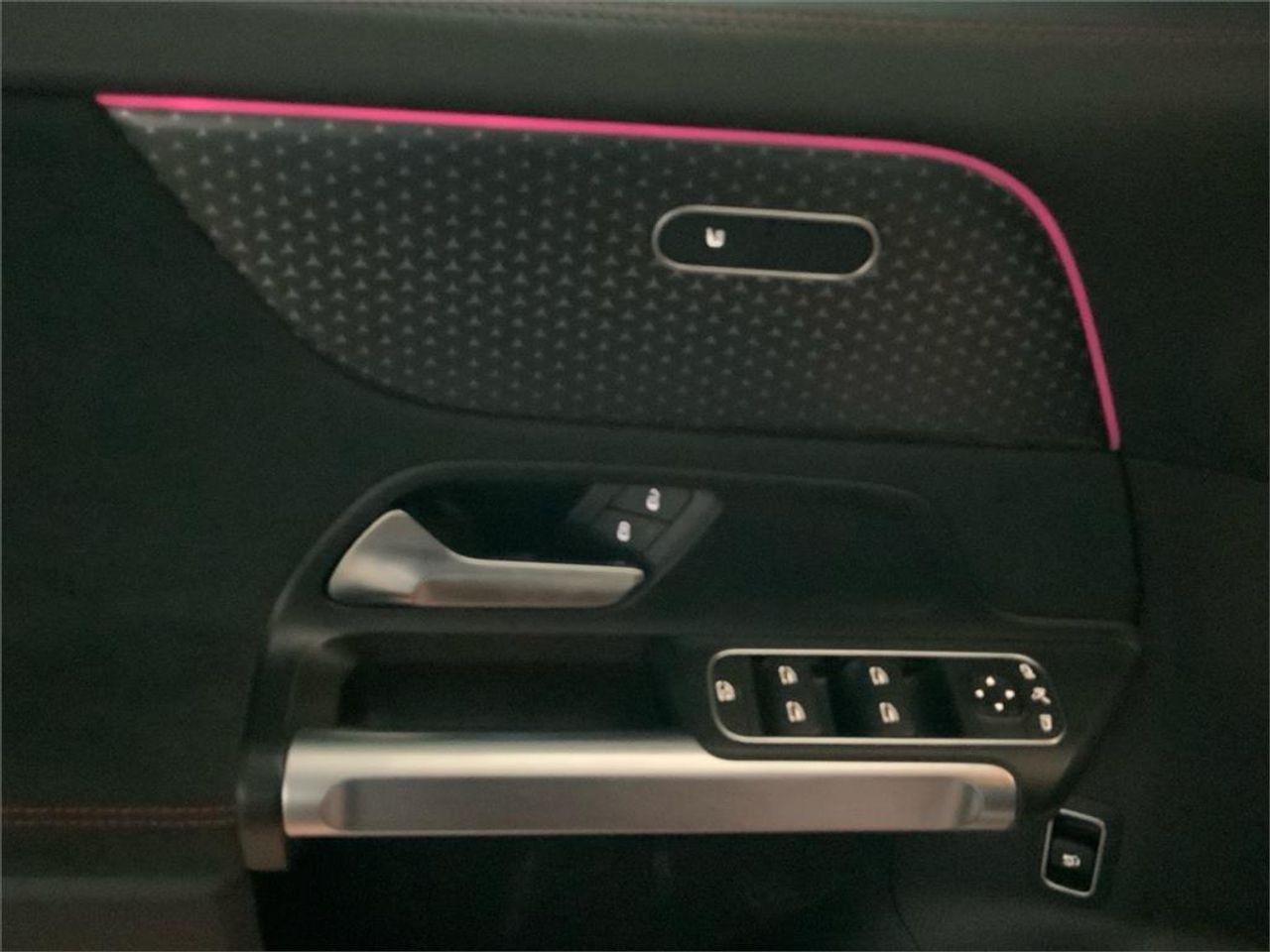 Mercedes EQB EQB 250+ - foto 20