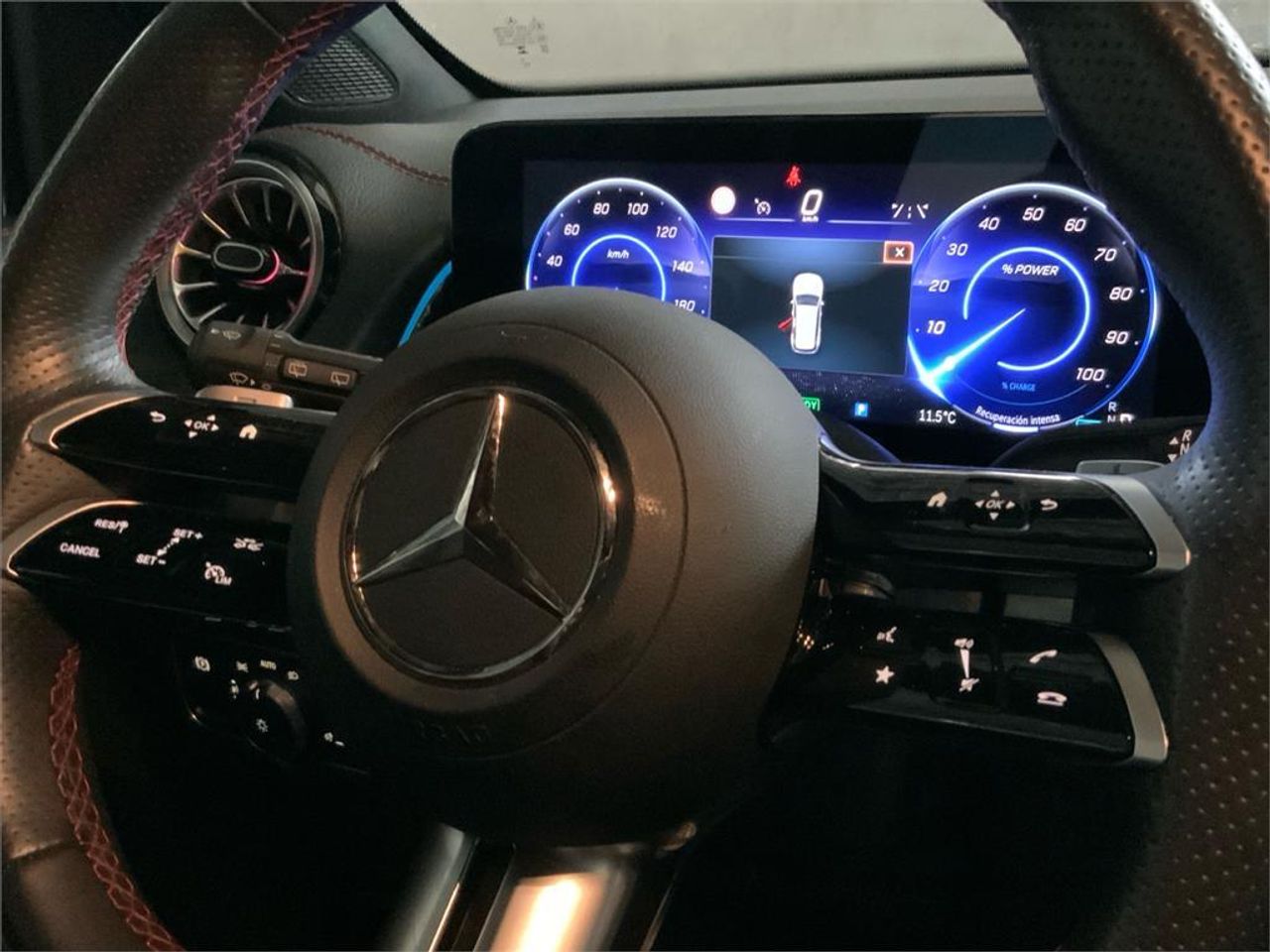 Mercedes EQB EQB 250+ - foto 16