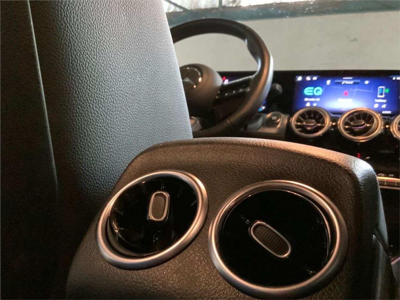 Mercedes EQB EQB 250+ - foto 18