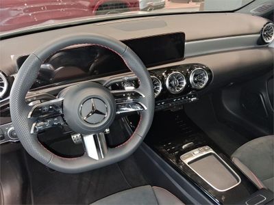 Mercedes Clase A 250 e con tecnología híbrida EQ