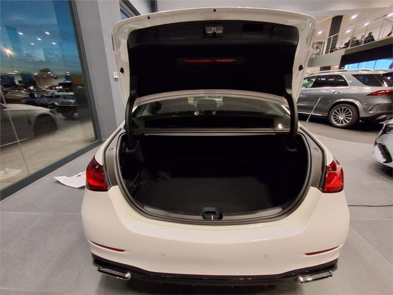 Mercedes Clase C 220 d Berlina - Foto 2