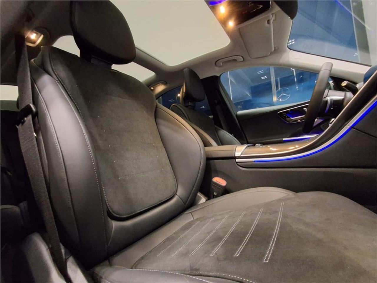 Mercedes Clase C 220 d Berlina - Foto 2