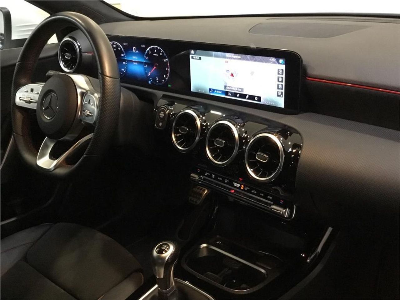 Mercedes Clase A 180 - Foto 2