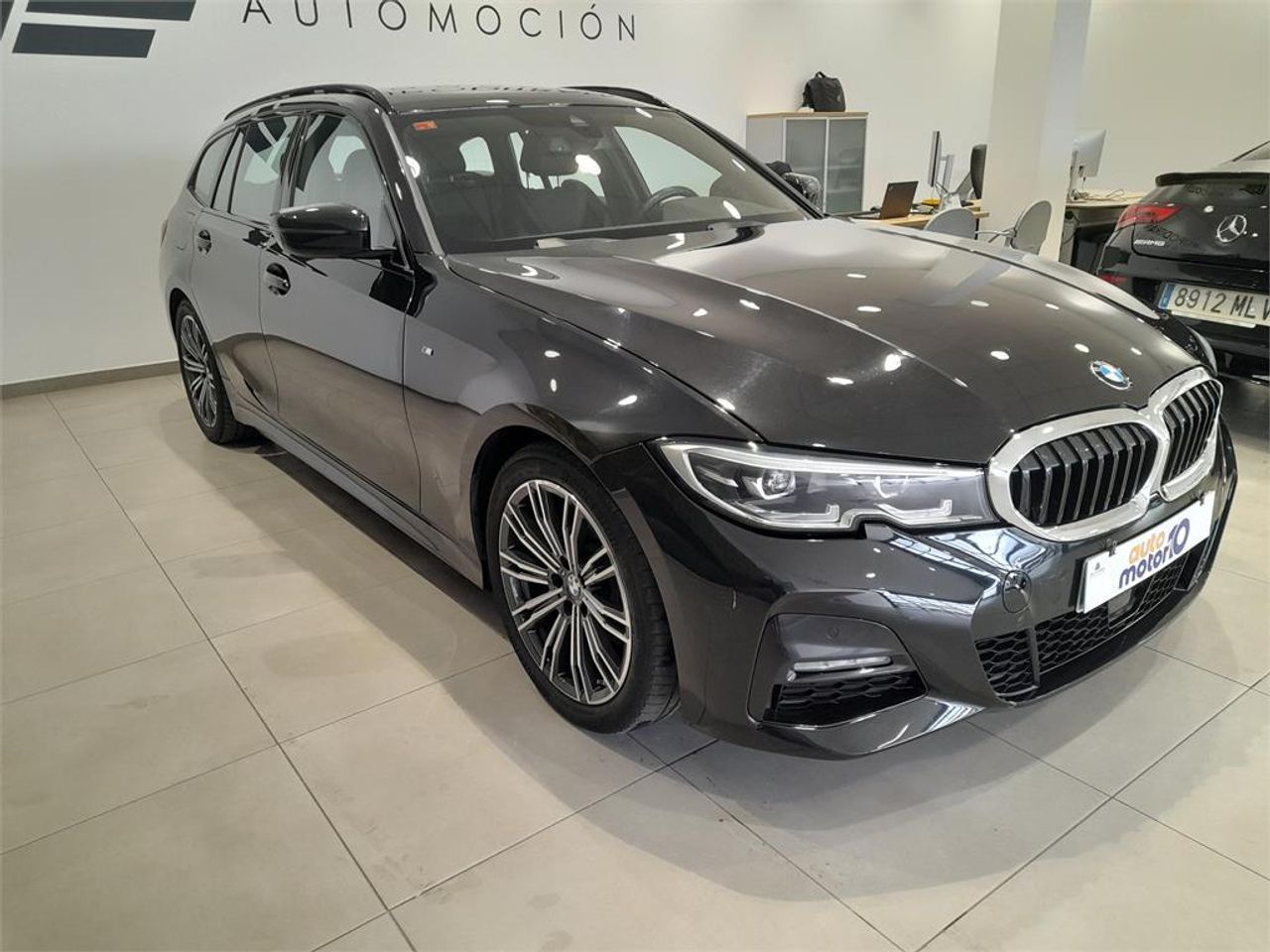 BMW Serie 3 320d Auto.Touring - Foto 2