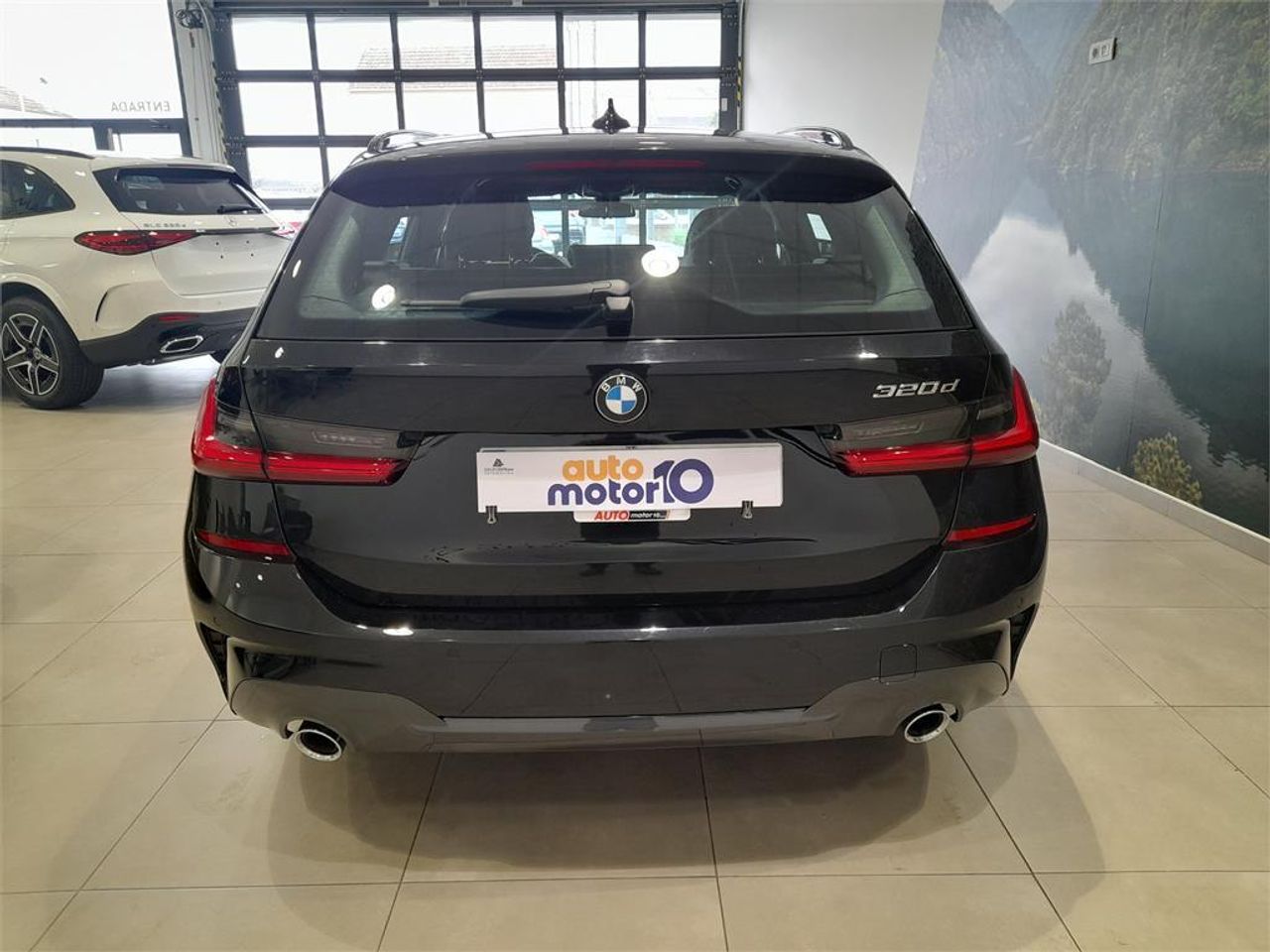 BMW Serie 3 320d Auto.Touring - Foto 2