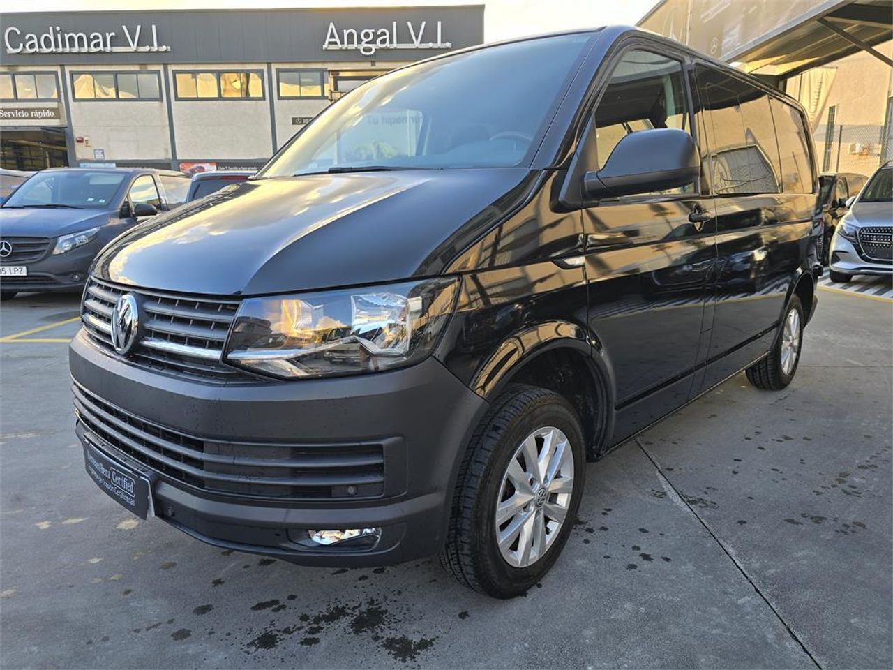 Volkswagen Transporter Furgón Largo TA 2.0 TDI 75kW (102CV) BMT - Foto 2