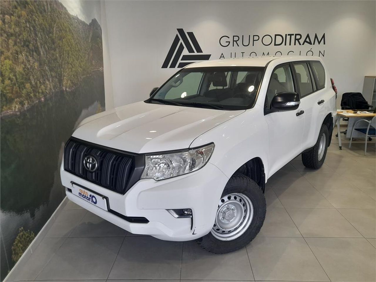 Toyota Land Cruiser 2.8 D-4D NX - Foto 2