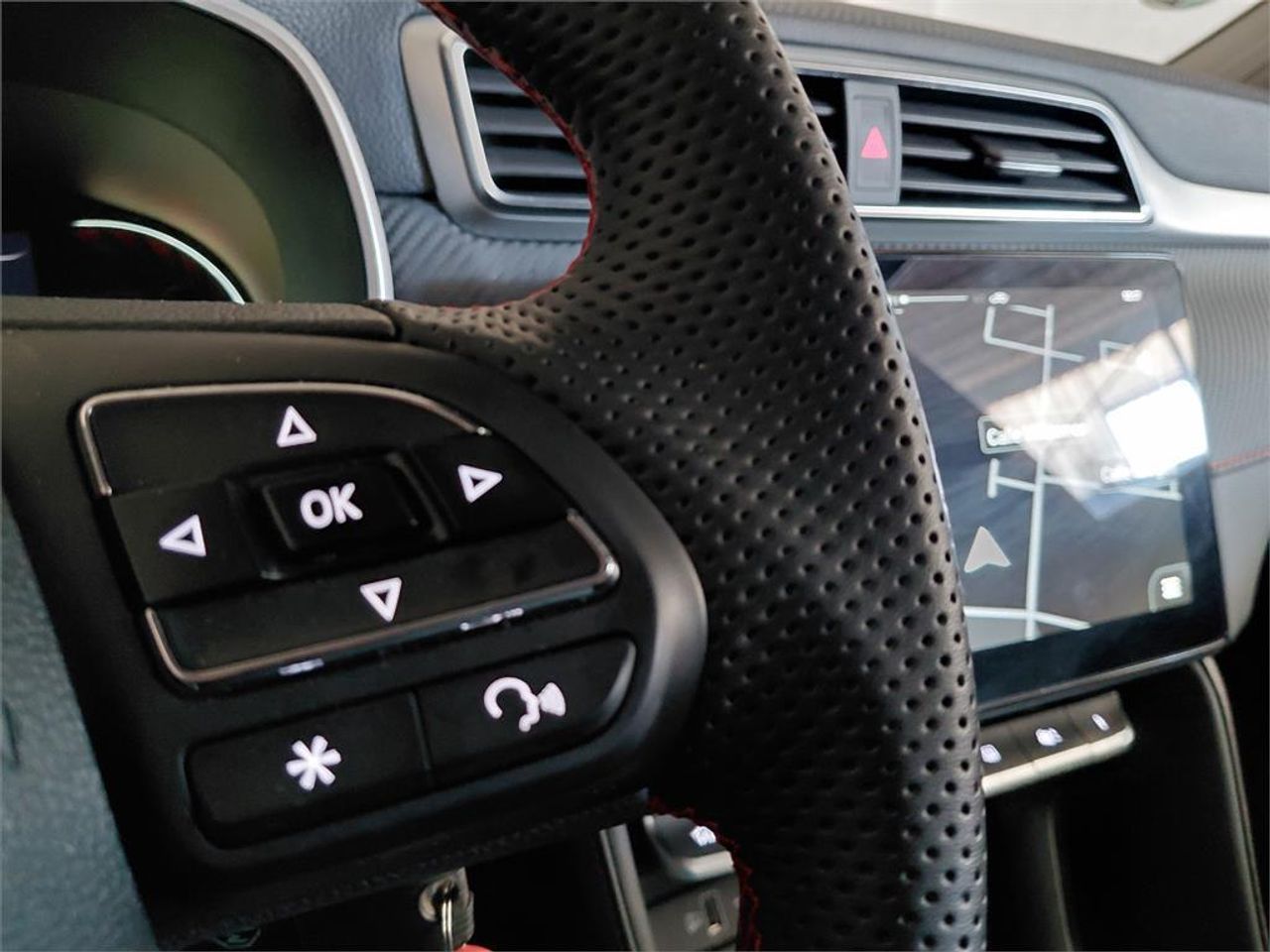 MG ZS 1.5 Luxury - Foto 2