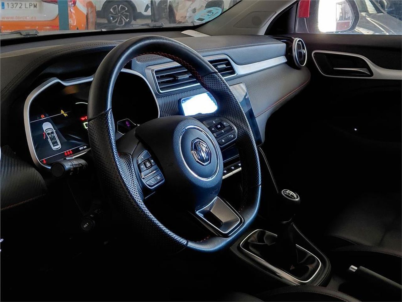 MG ZS 1.5 Luxury - Foto 2