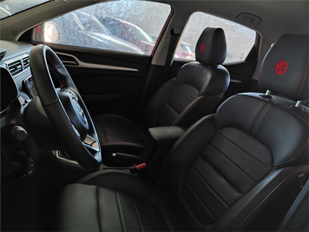 MG ZS 1.5 Luxury - Foto 2