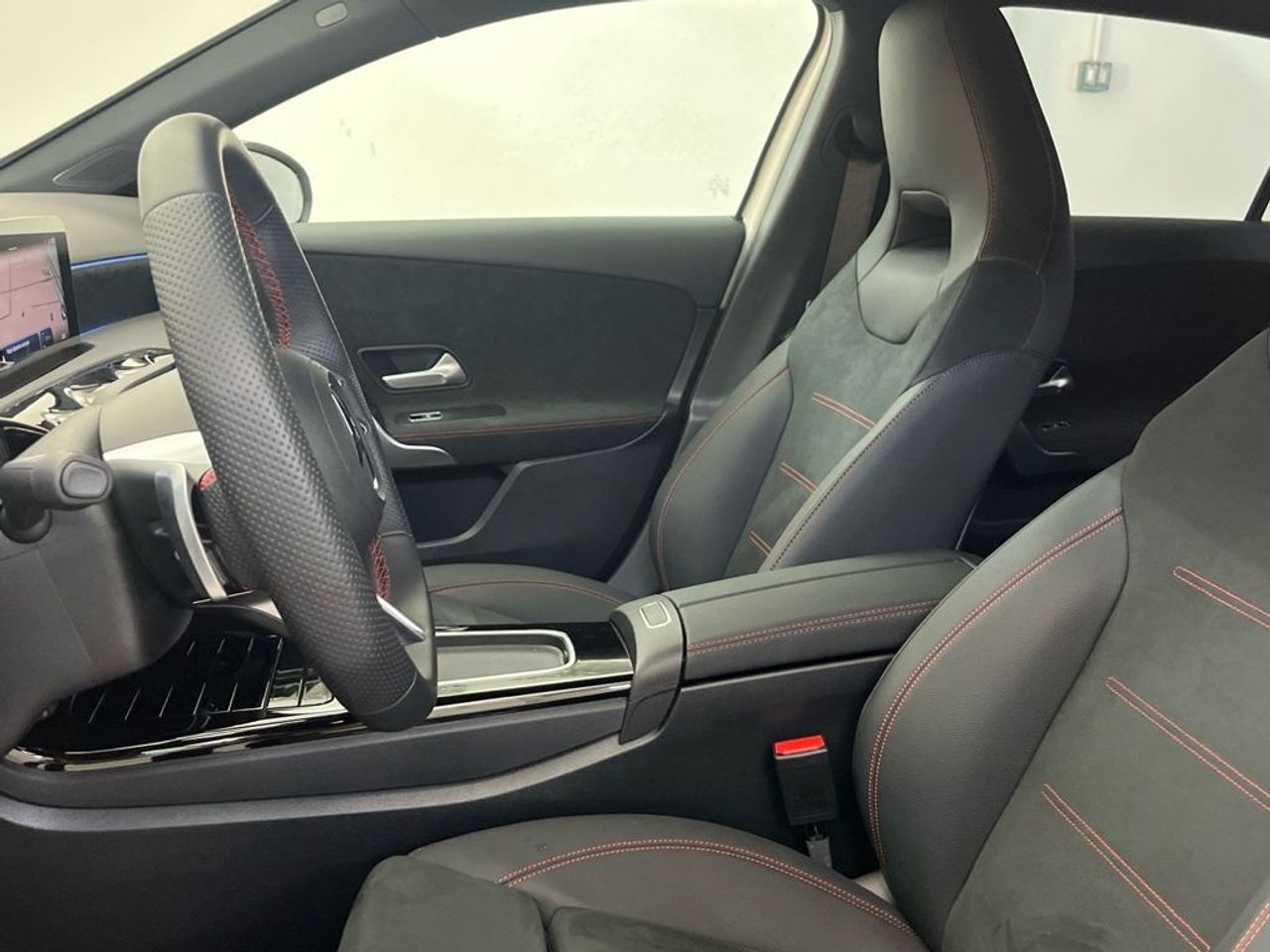 Mercedes Clase A 200 d Compacto - Foto 2