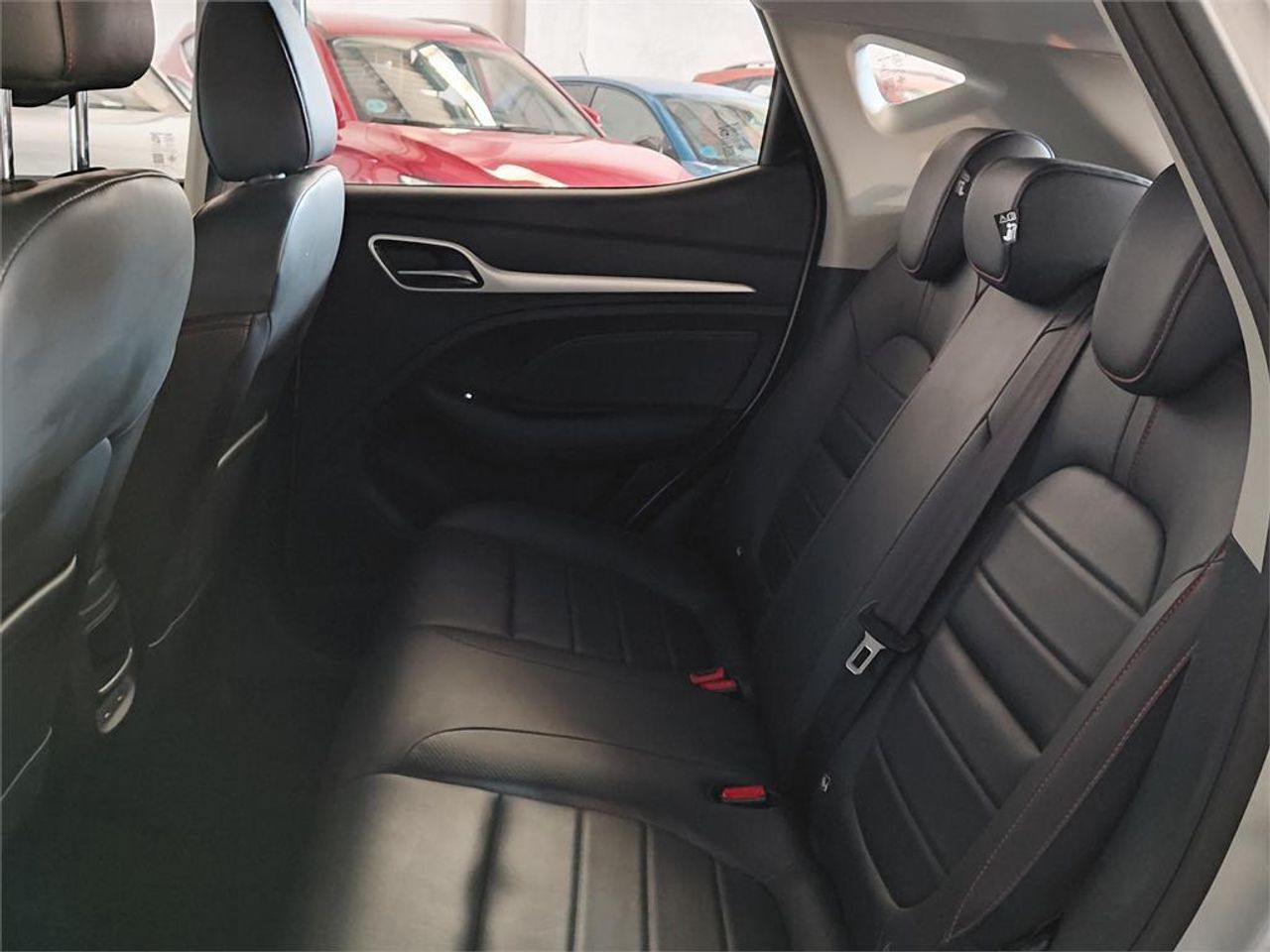 MG ZS 1.5 Luxury - Foto 2