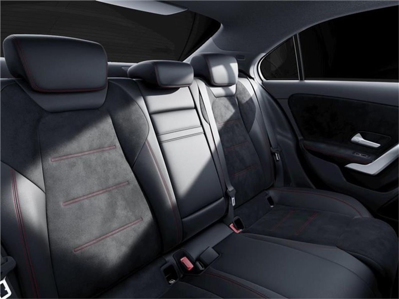 Mercedes Clase A 200 d Sedán - Foto 2