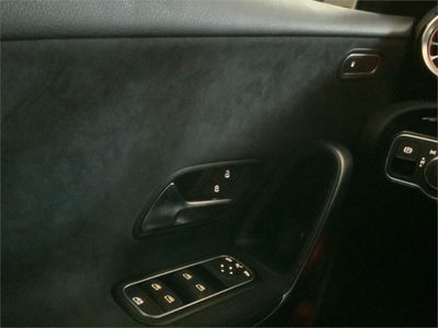 Mercedes Clase A Sedán A 180