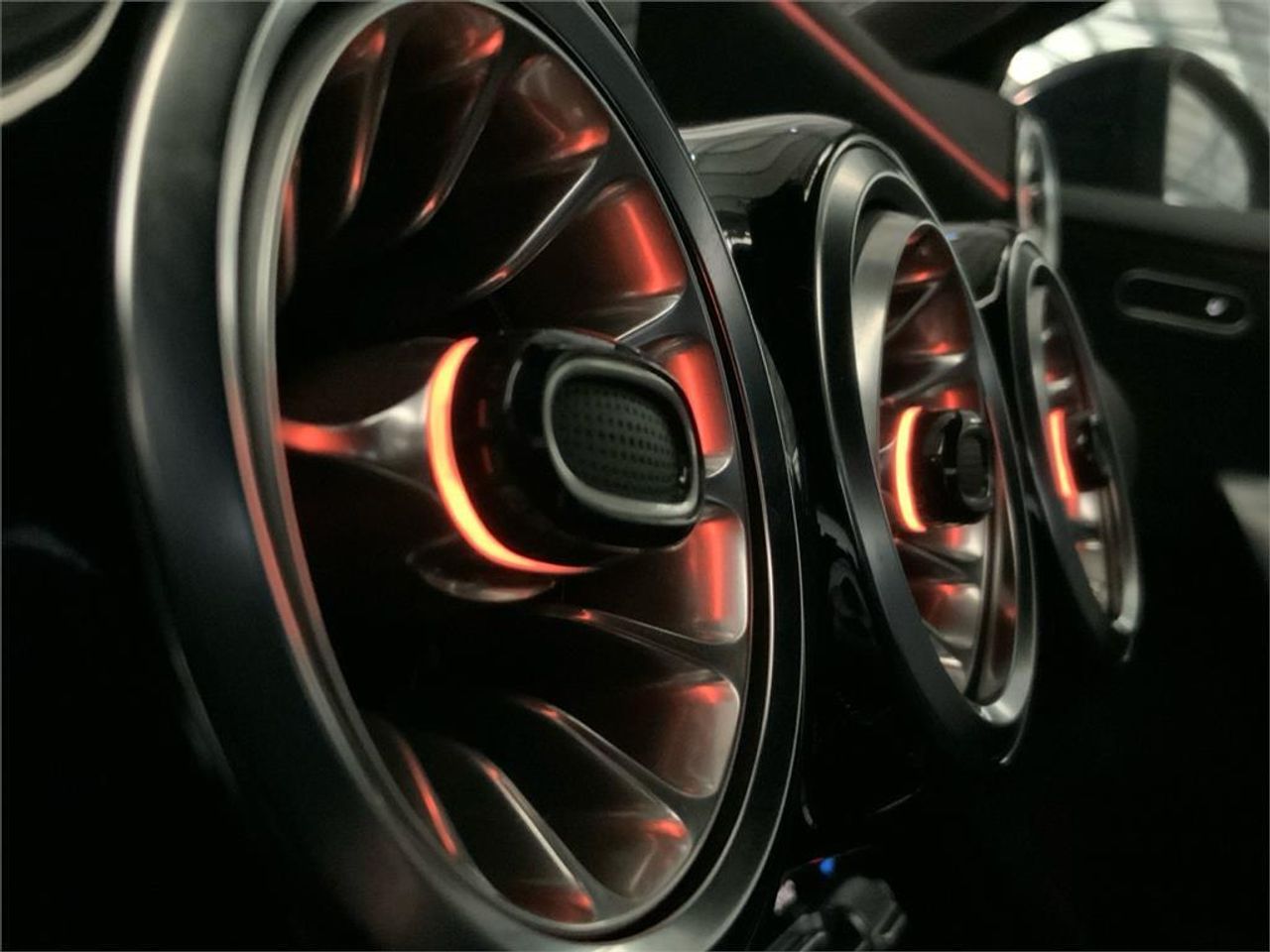 Mercedes Clase A Sedán A 180 - Foto 2