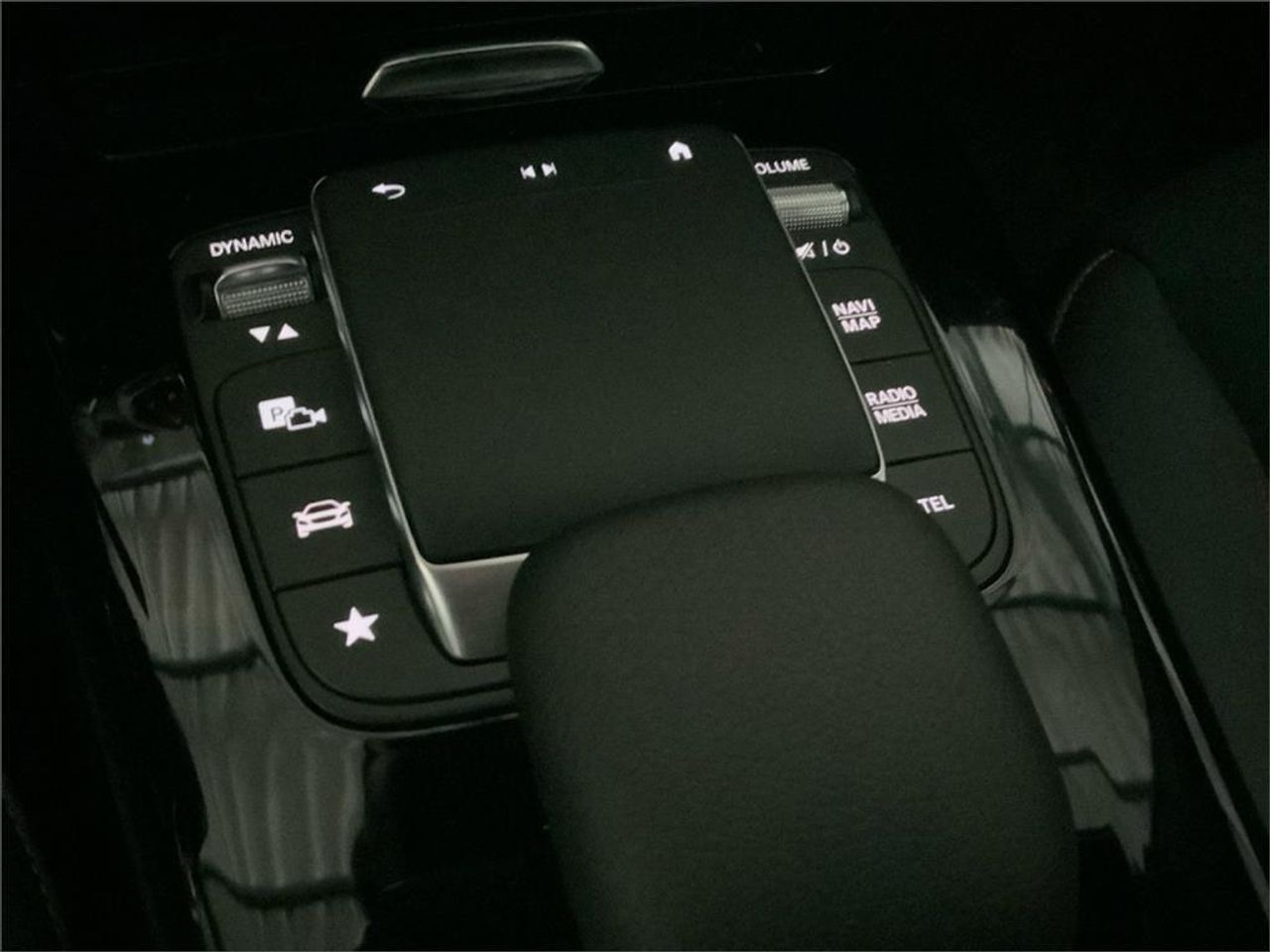 Mercedes Clase A Sedán A 180 - Foto 2