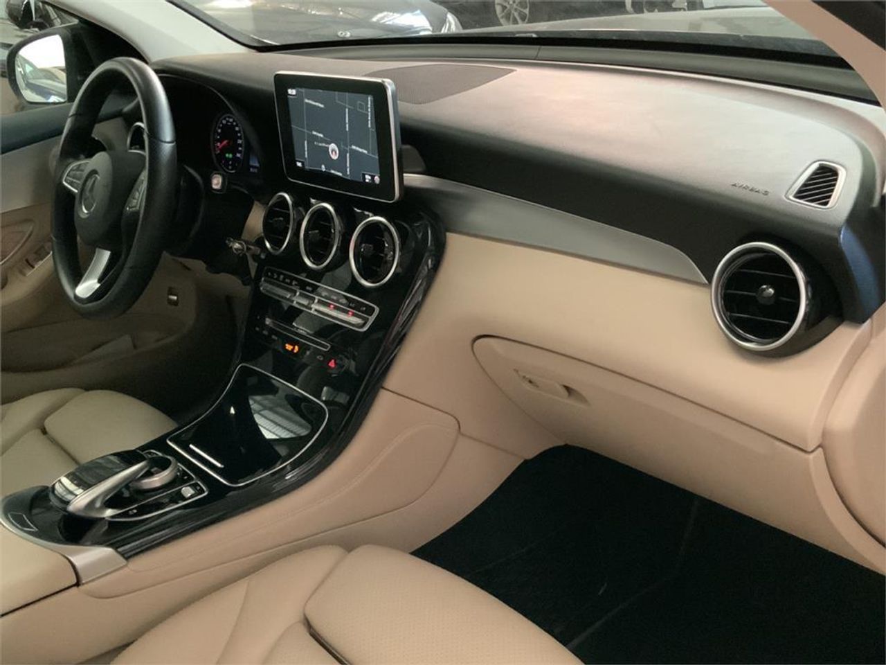 Mercedes GLC 220 d 4MATIC - foto 9