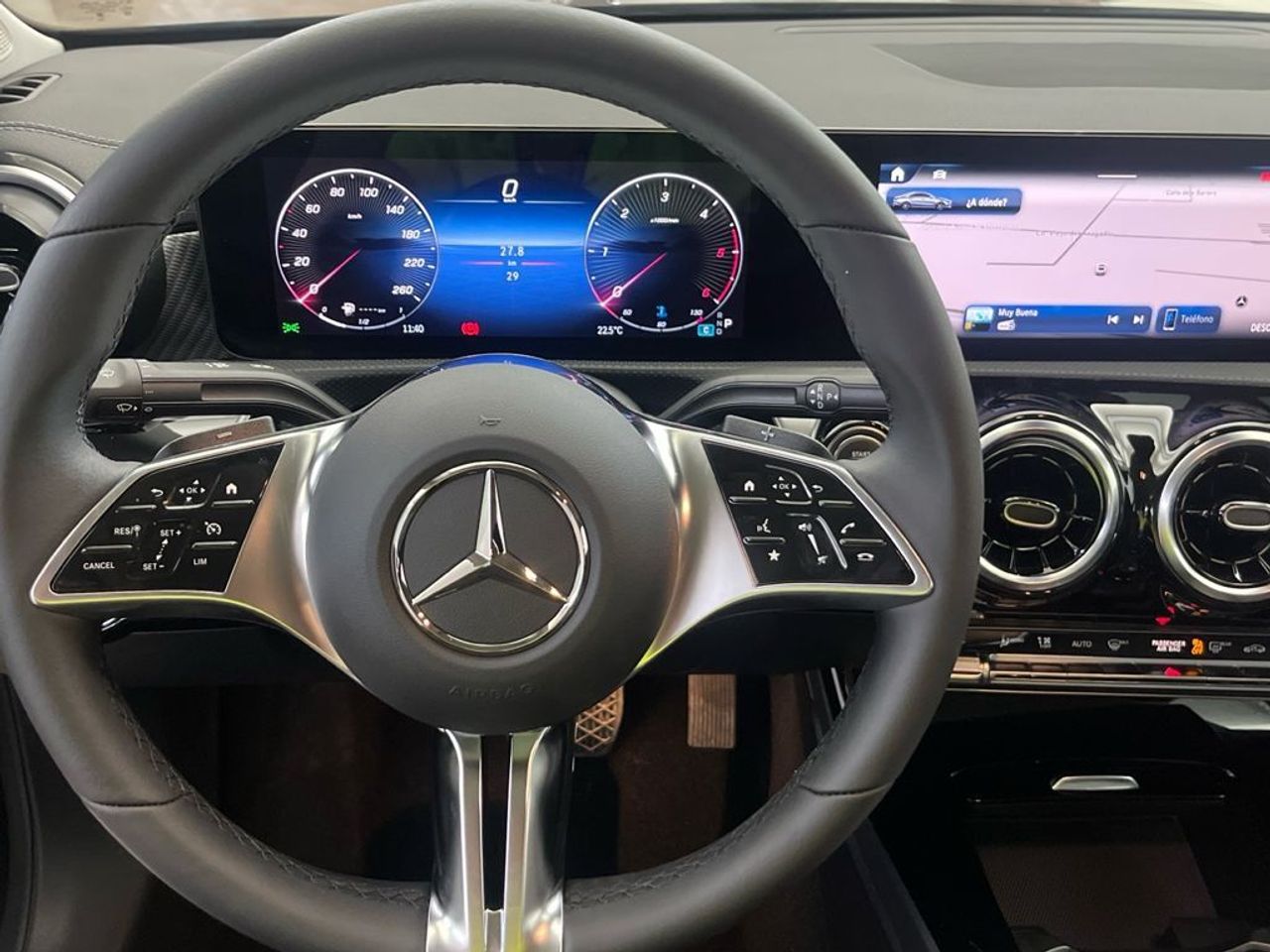 Mercedes CLA 200 d Coupé - Foto 2