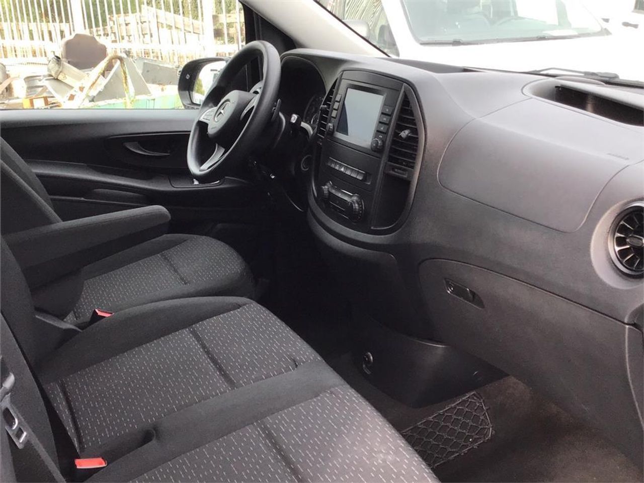 Mercedes Vito 116CDI AT 120kW Tourer Pro Larga - Foto 2