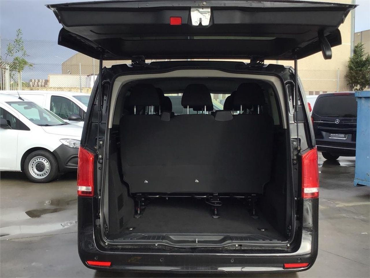 Mercedes Vito 116CDI AT 120kW Tourer Pro Larga - Foto 2