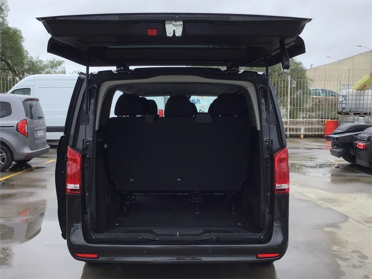 Mercedes Vito 116CDI AT 120kW Tourer Pro Larga - Foto 2