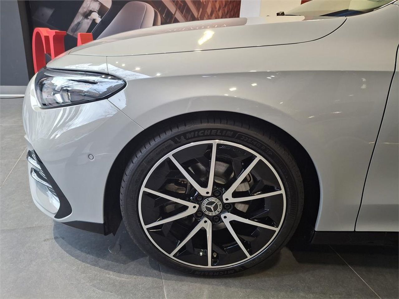 Mercedes CLA 180 con tecnología híbrida - foto 6