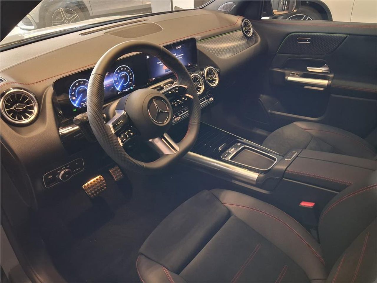 Mercedes EQA EQA 250+ - Foto 2