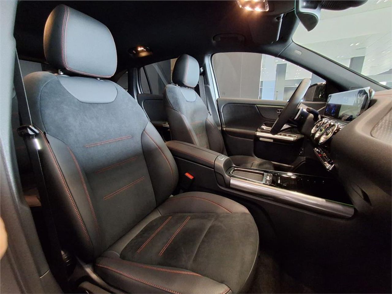 Mercedes EQA EQA 250+ - Foto 2