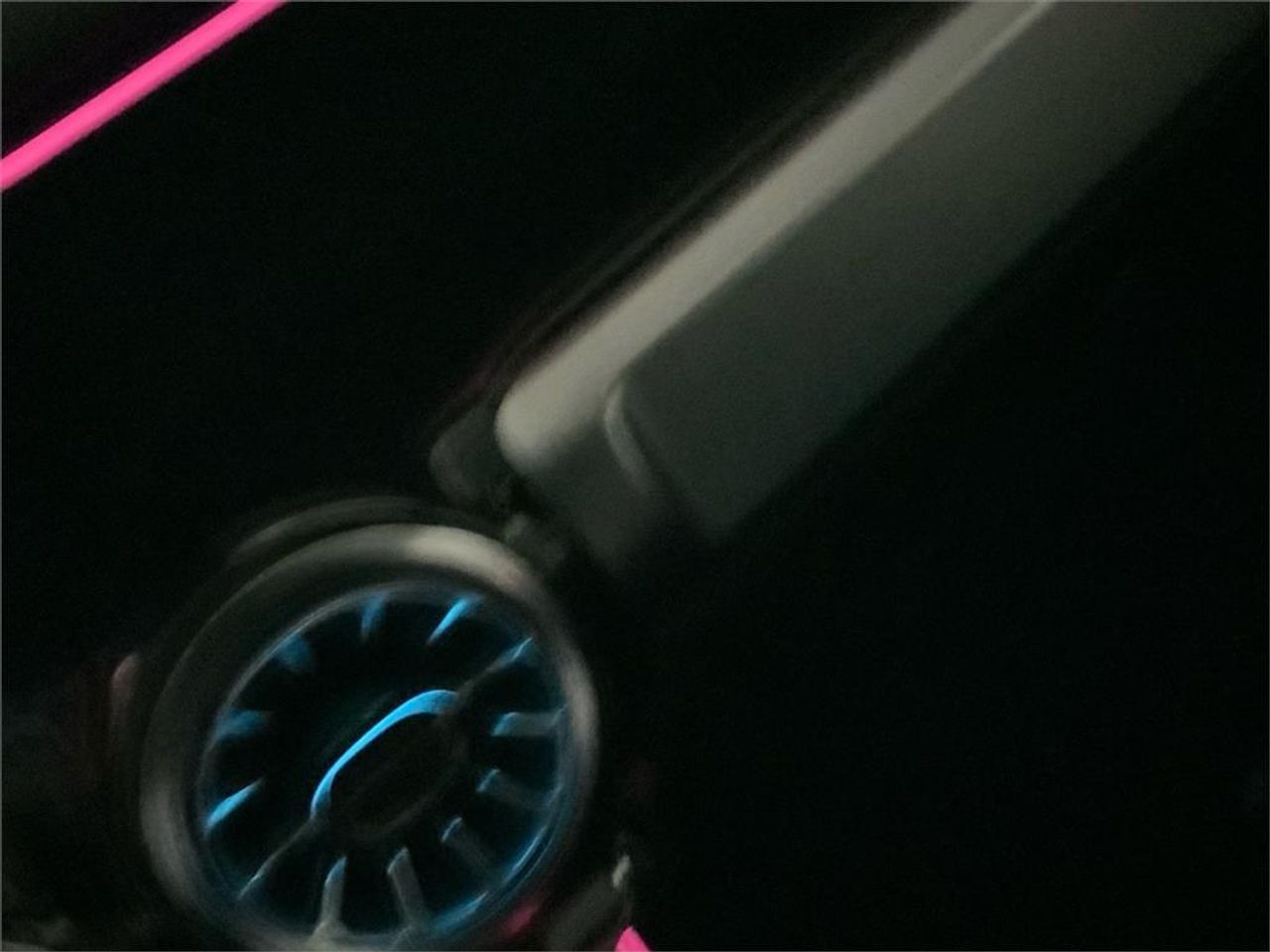 Mercedes EQB EQB 300 4MATIC - foto 24