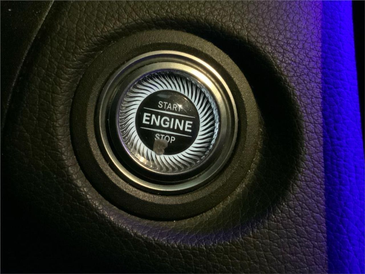 Mercedes GLC 200 d 4MATIC - foto 24