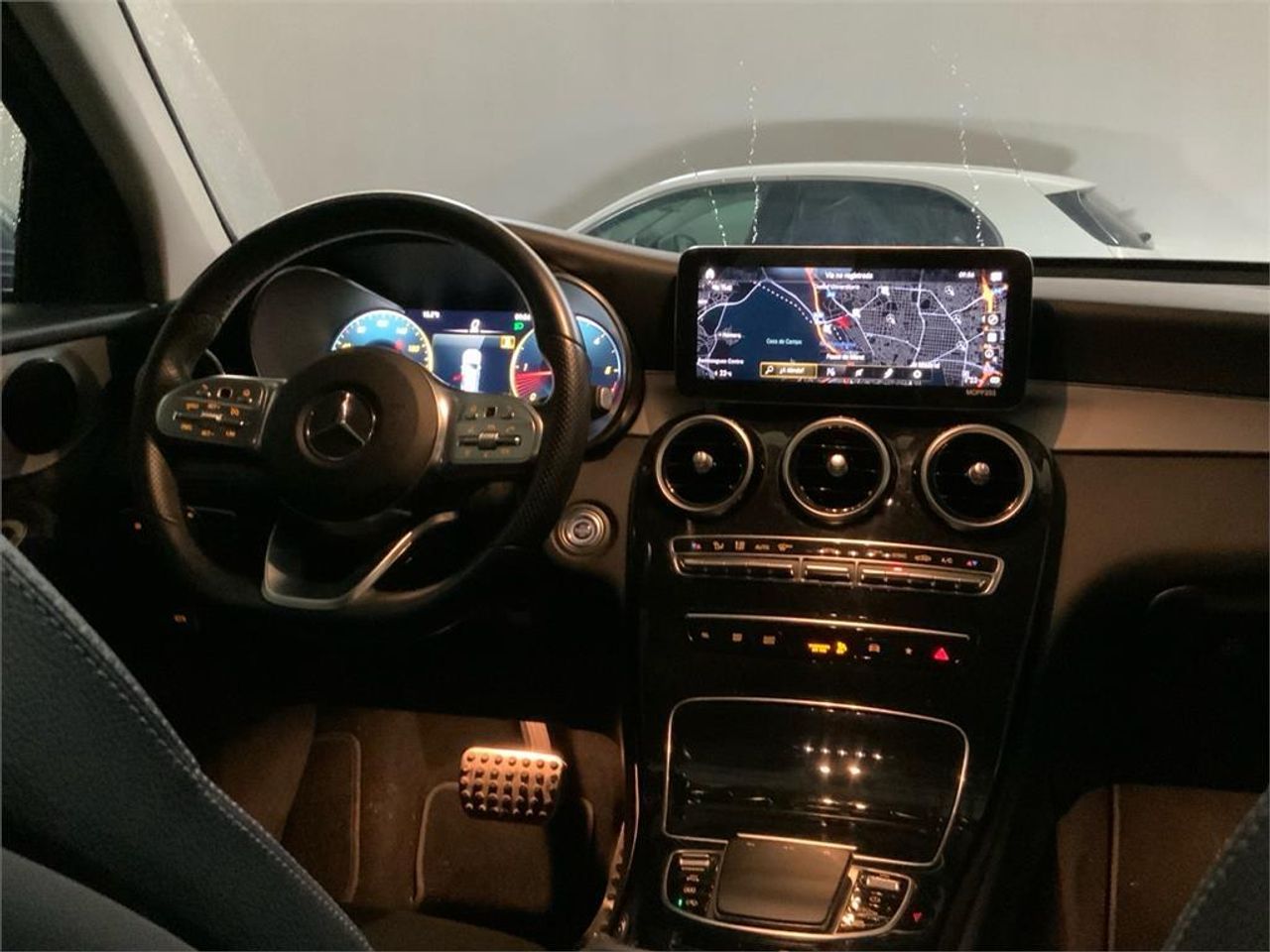 Mercedes GLC 200 d 4MATIC - foto 7