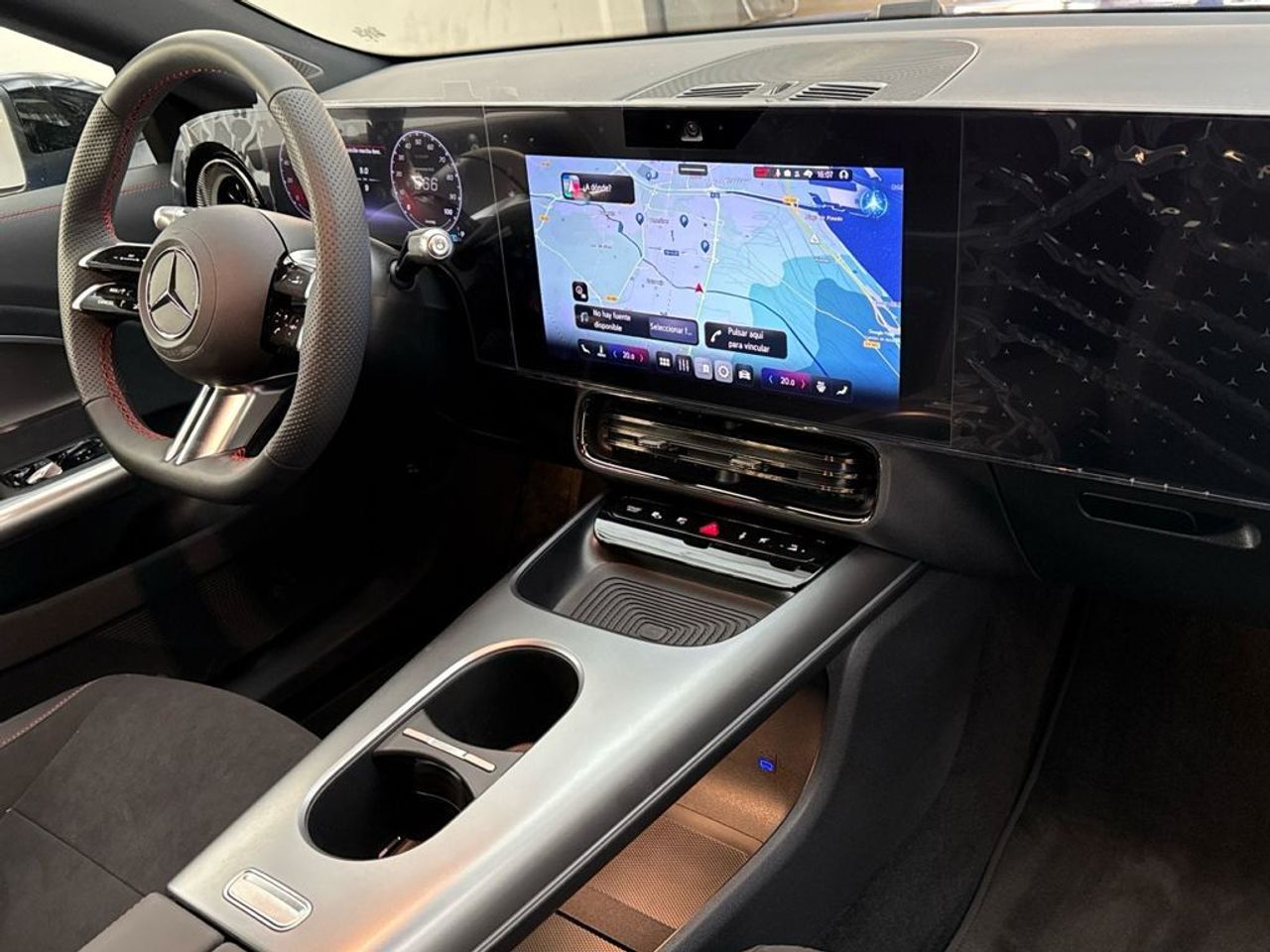 Mercedes CLA 250+ con tecnología EQ - foto 10