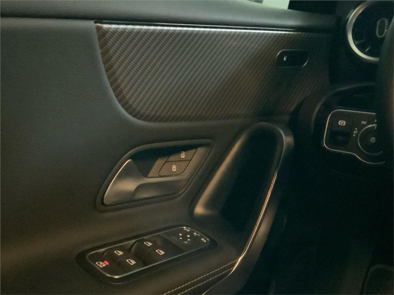 Mercedes Clase A 250 e Sedán - foto 17