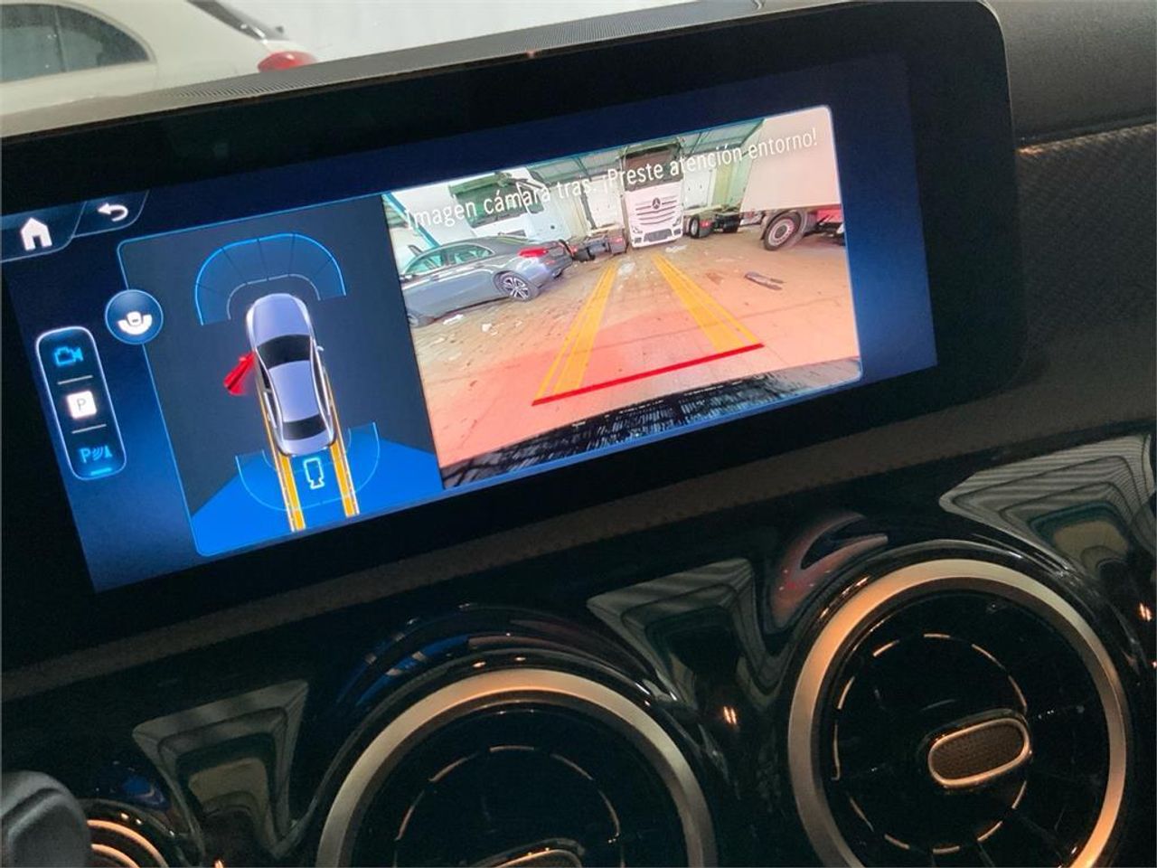 Mercedes Clase A 250 e Sedán - foto 21