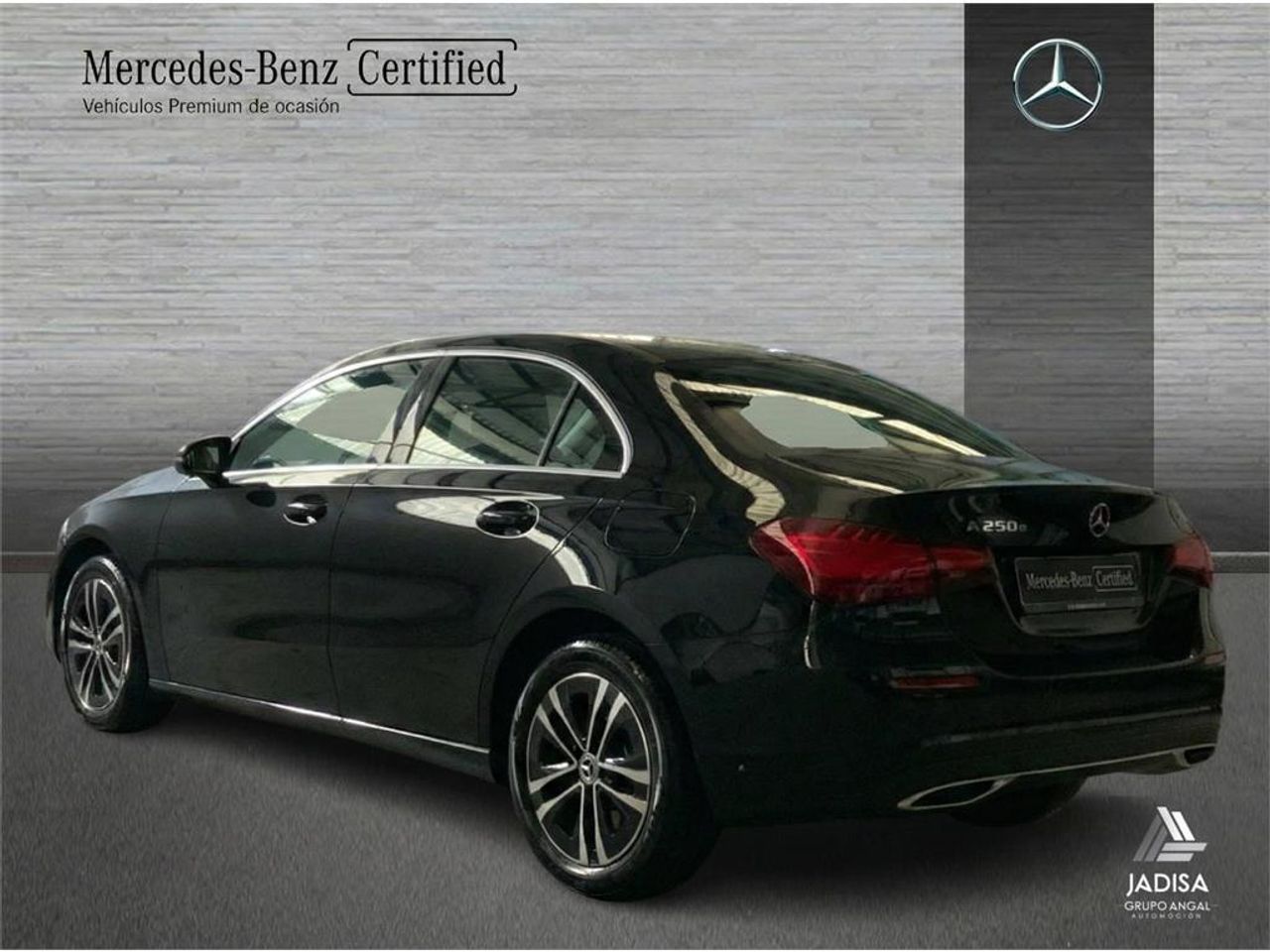 Mercedes Clase A 250 e Sedán - foto 6