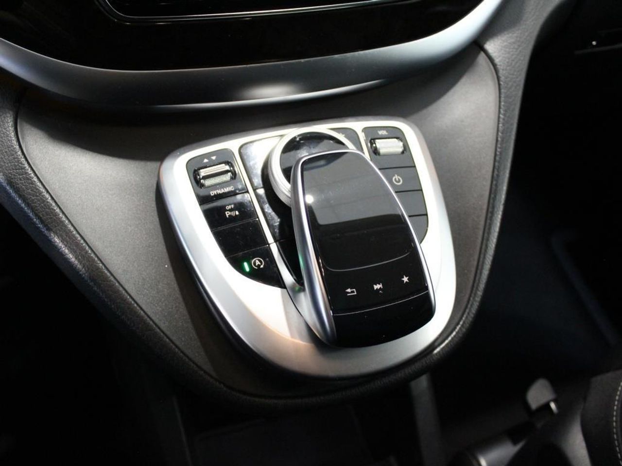 Mercedes Clase V 220 d Avantgarde Largo - foto 14