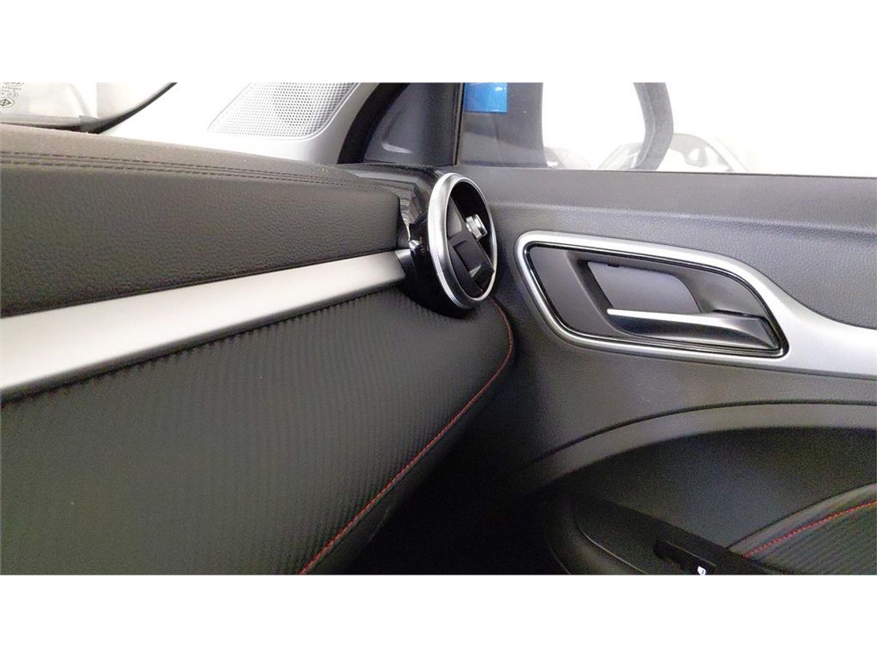 MG ZS 1.0T Luxury Auto - foto 15