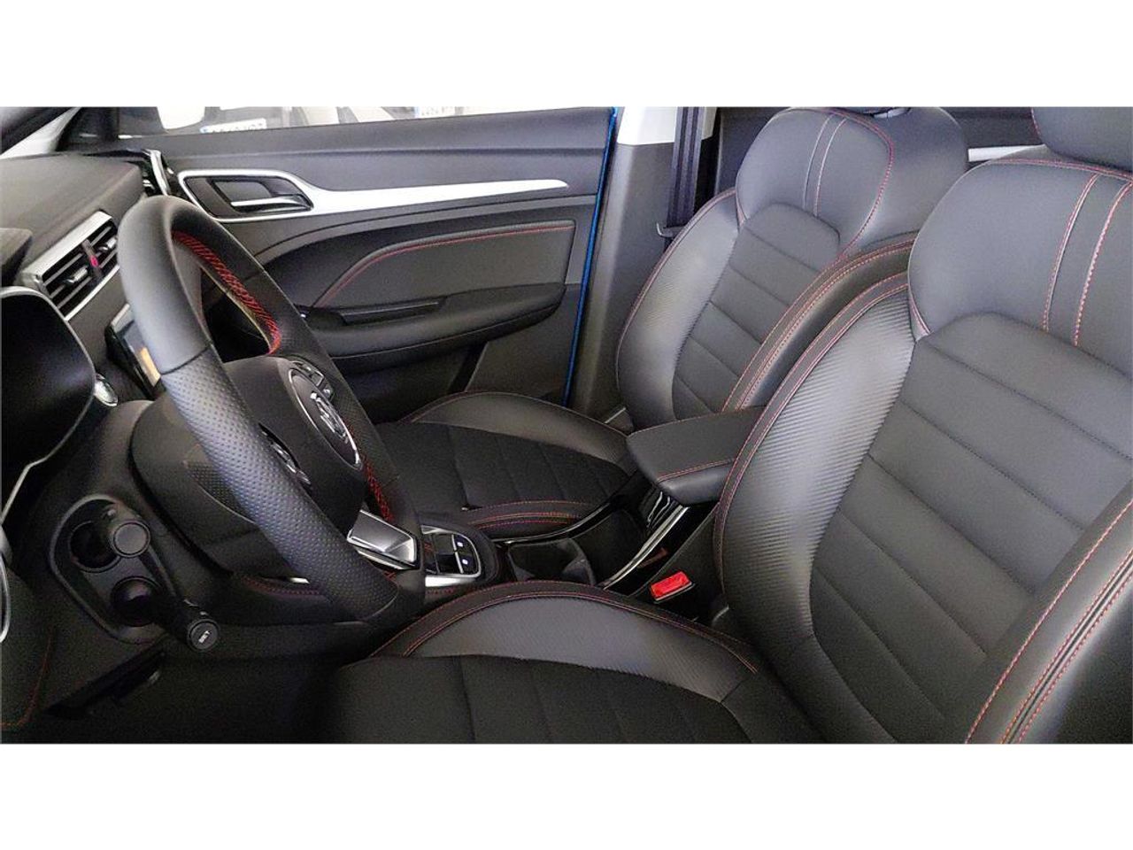 MG ZS 1.0T Luxury Auto - foto 5