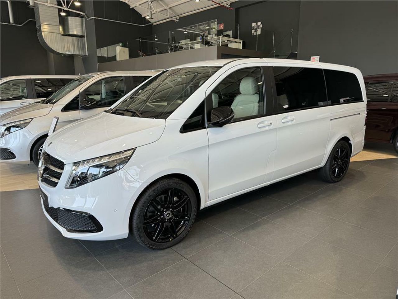 Asientos calefactados  de segunda mano - mercedes clase v 2024 /
