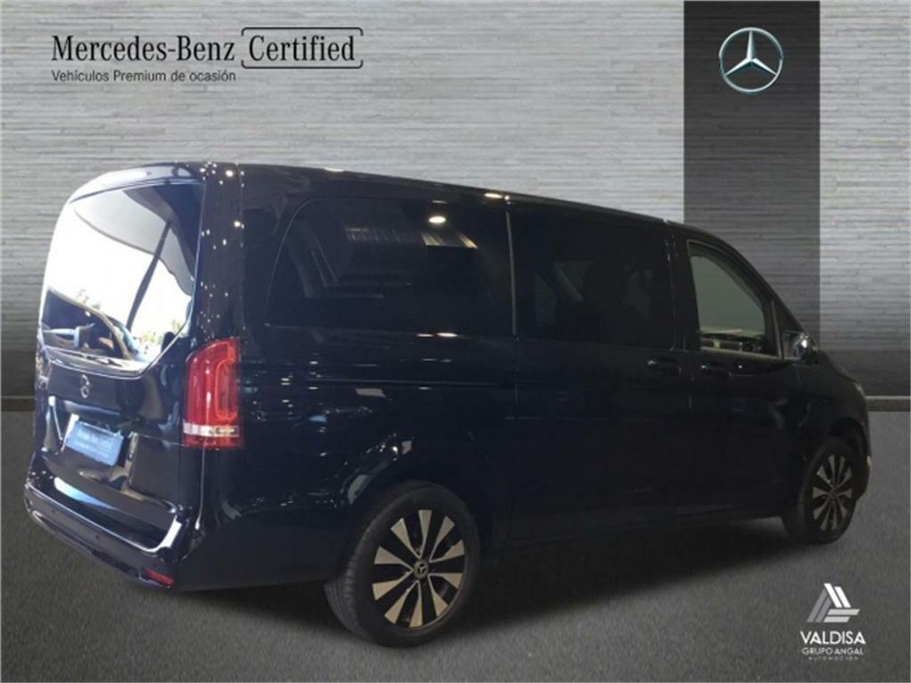 mercedes clase v 2023 / foto grande (2)