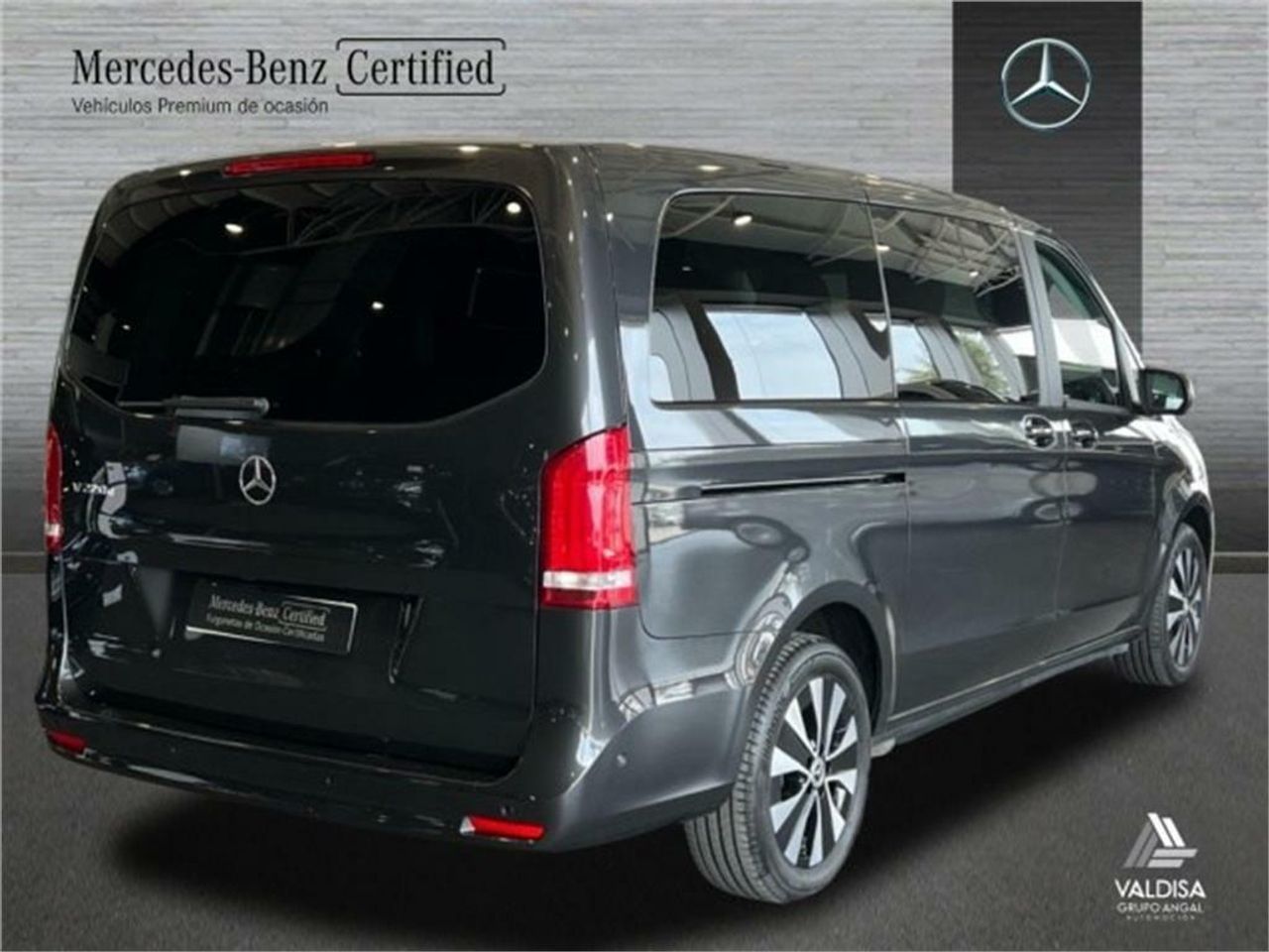 mercedes clase v 2023 / foto grande (2)