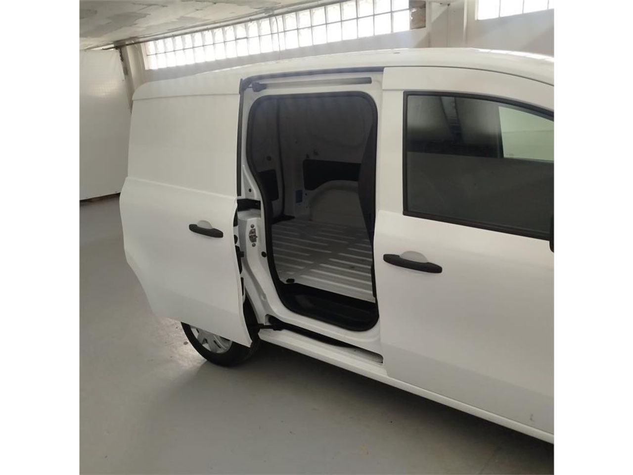 Mercedes Citan 110 CDI 70kW Furgón Base Largo - foto 6